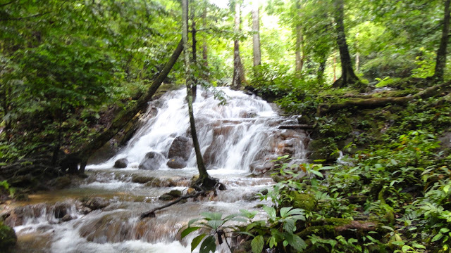 Cachoeira na Tailandia