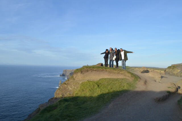 Cliffs of Moher, uma das principais atrações da Irlanda, perto da cidade de Galway