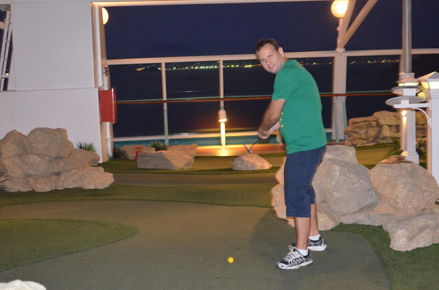  jogar golfe