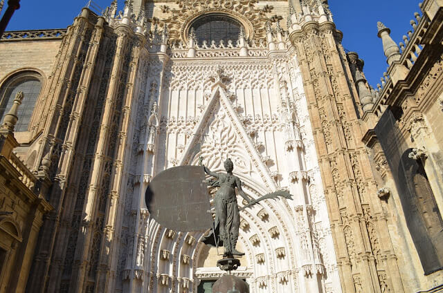 Façana de la Catedral de Sevilla