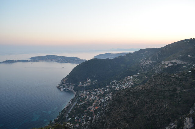 Vista da Côte D´Azur da cidade medieval de Eze