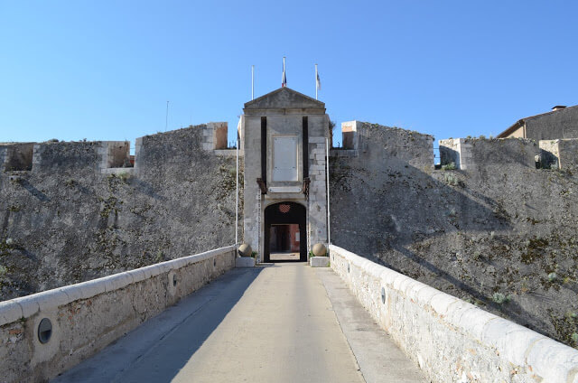 Fortaleza Citadelle Saint-Elme