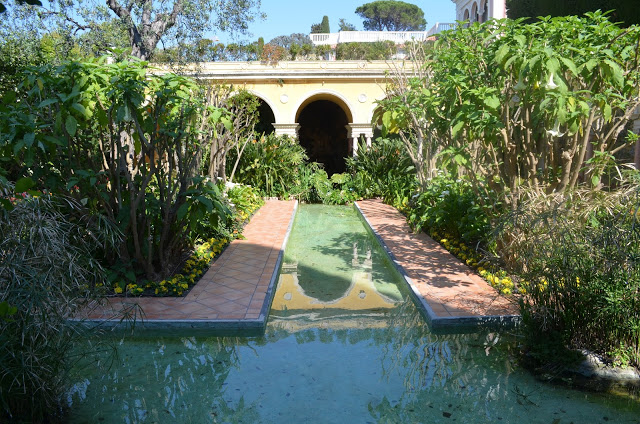 Espelho d´agua da Villa Ephrussi de Rothschild