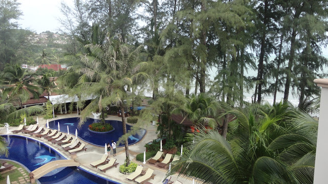 Piscina do hotel Best Western Premier Bangtao Beach Resort & Spa