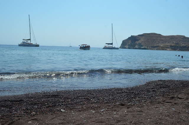 Praia de areia vermelha