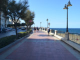 Beira mar da cidade de Silema em Malta