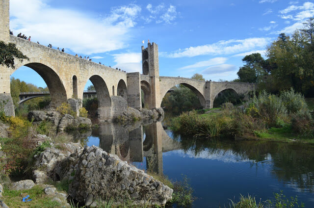 Puente de Besalu