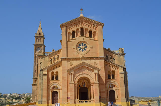 Ta' Pinu é um santuário igreja