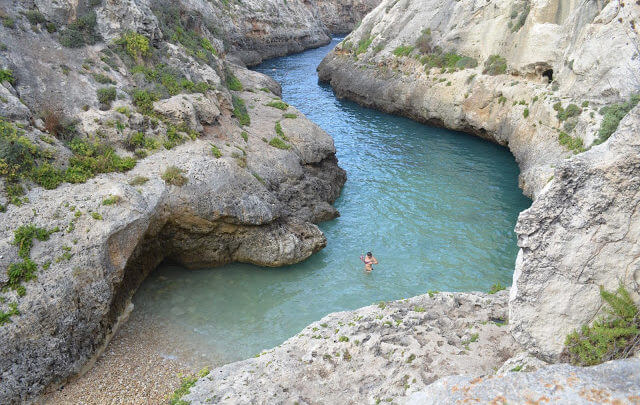 Wied il-Għasri na Ilha de Mata