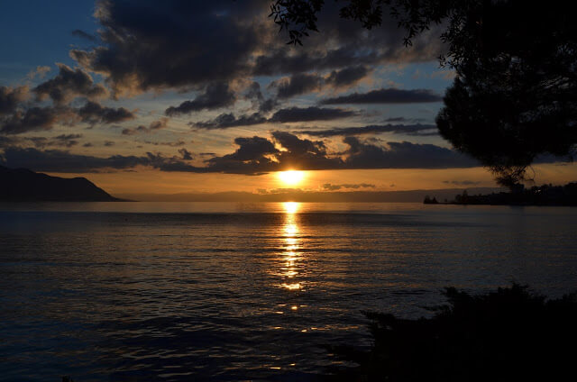 pôr do sol em Montreux