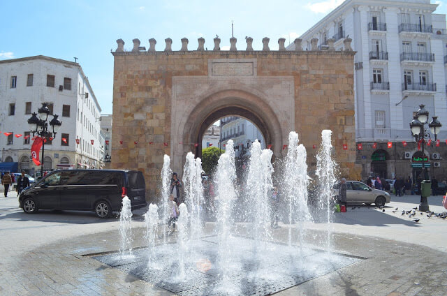 Entrada da medina de Tunes