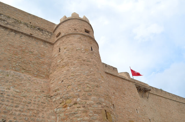 Hammamet a antiga medina e a cidade murada