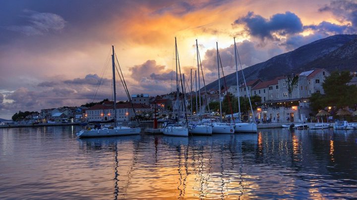 Quais a atrações turísticas de Luarca?