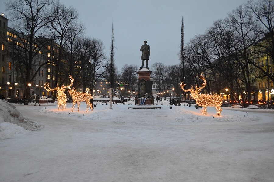 parque Esplanadi em Helsinque