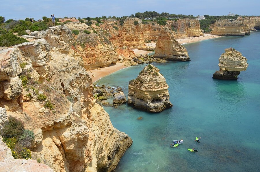 As melhores praias de Algarve, em Portugal