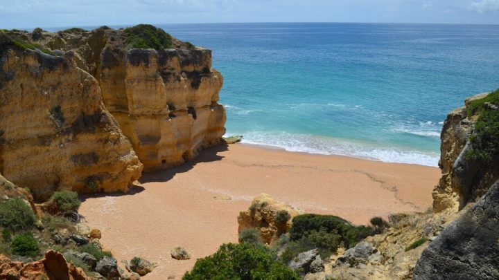 Albufeira, uma cidade da costa do Algarve