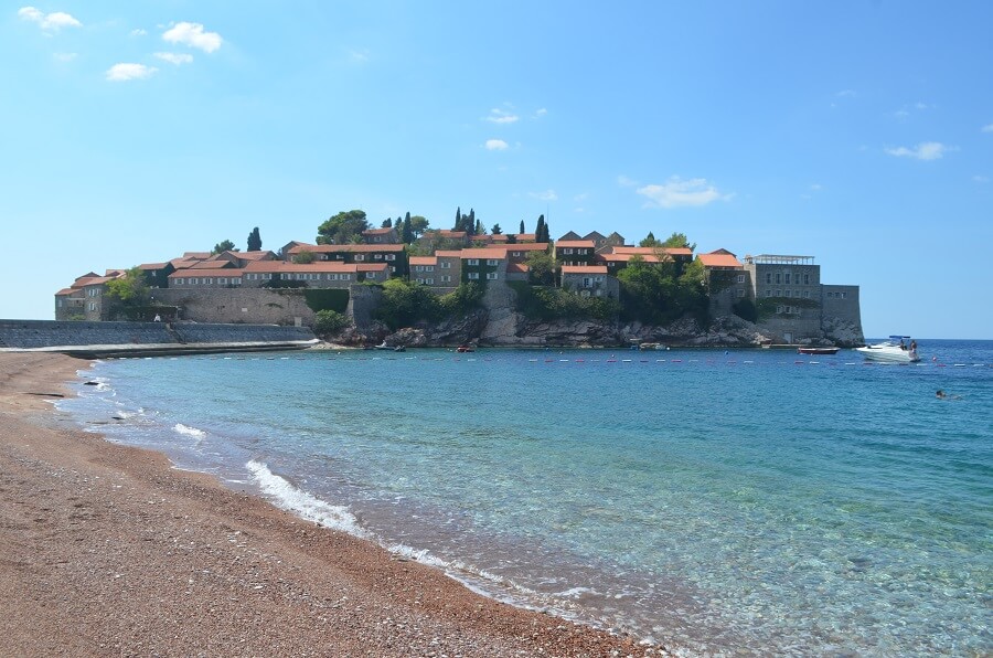 Bar, na costa sul de Montenegro