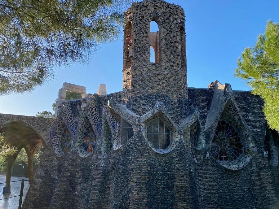 Gaudí Crypt