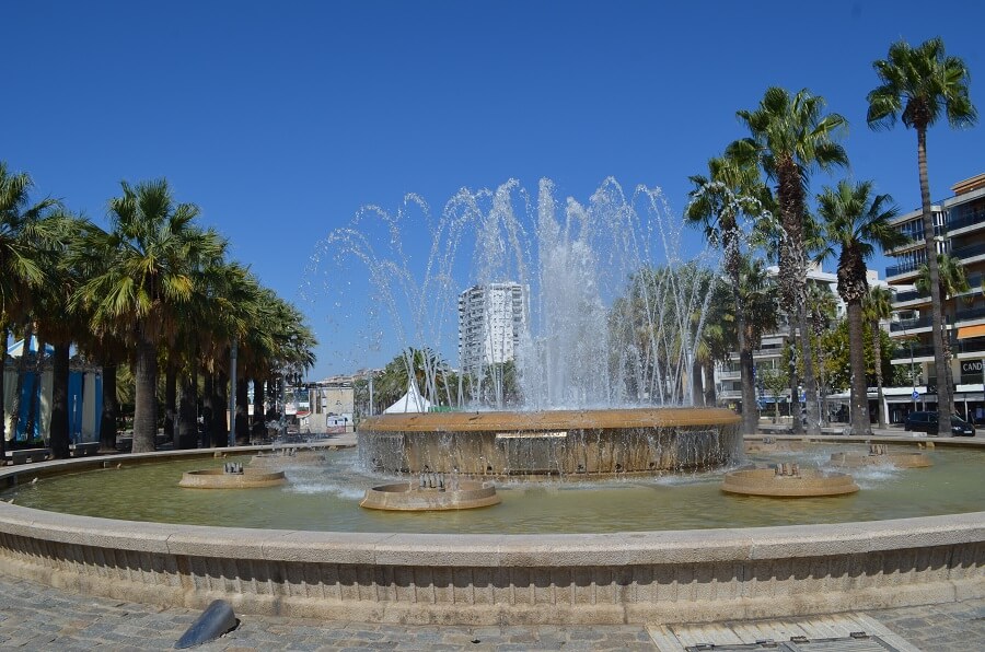 fonte luminosa de Salou