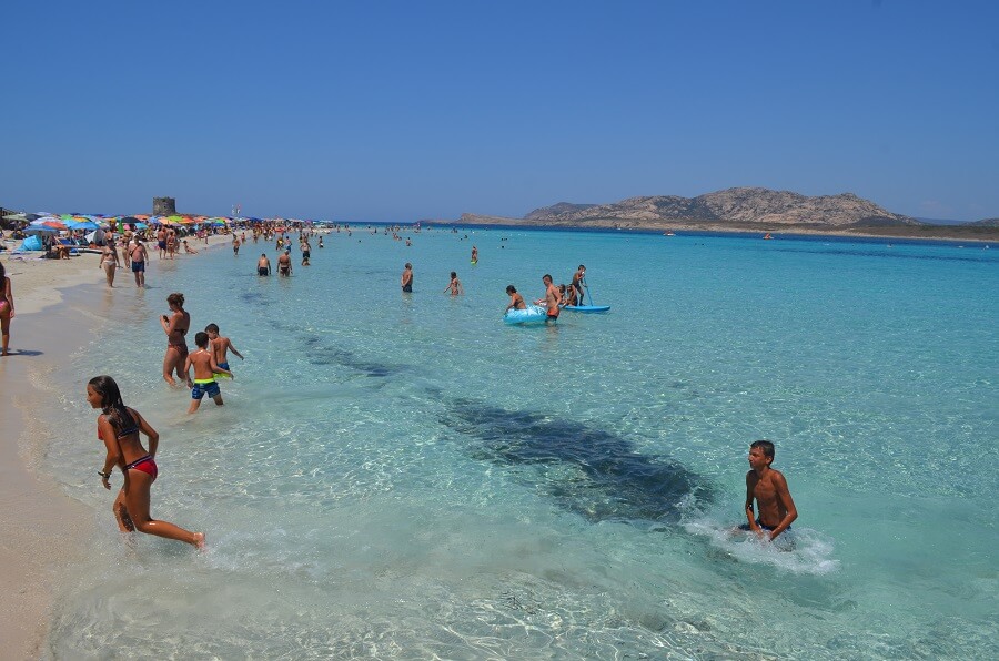 Praia de La Pelosa, Sardenha, Itália