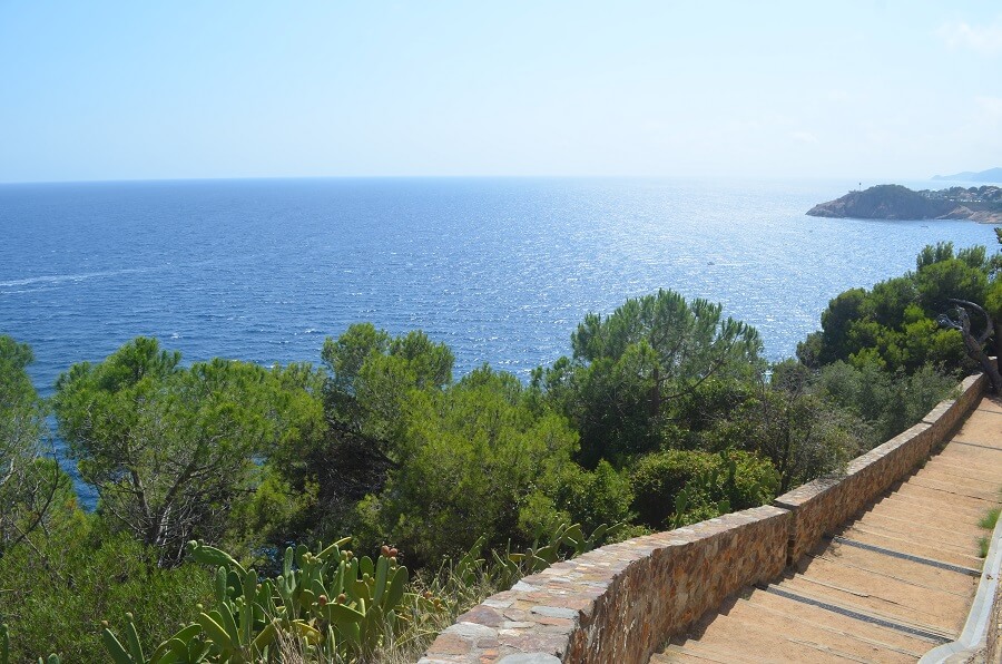 trilha entre Sant Pol e Sant Feliu